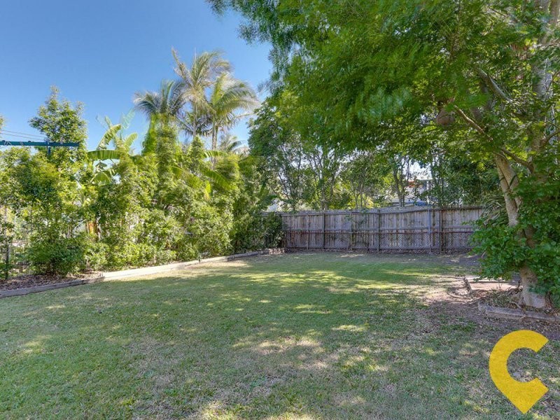 37 Arundal Street, Brighton QLD 4017