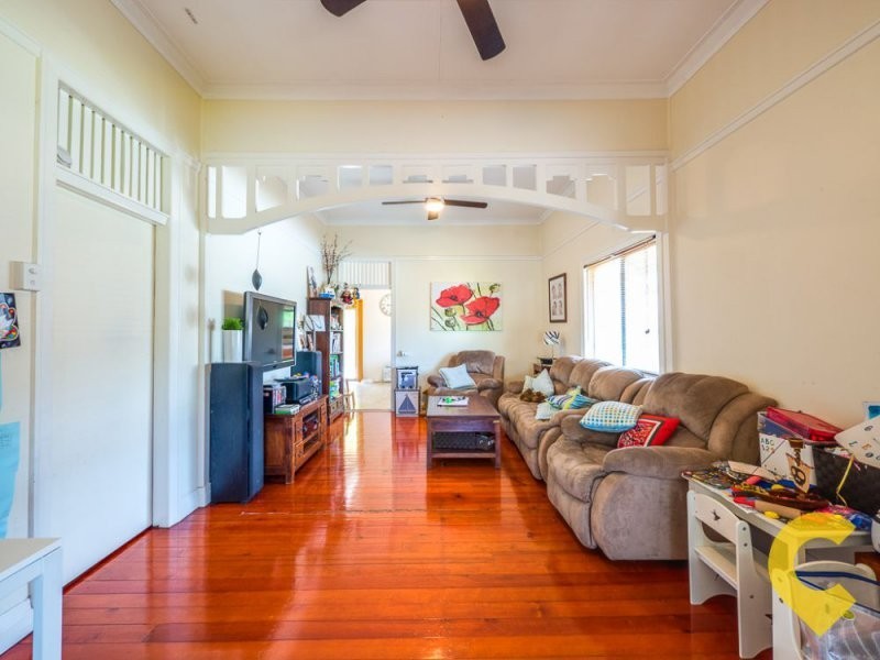 38 Clifford Street, Stafford QLD 4053