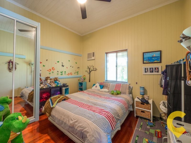 38 Clifford Street, Stafford QLD 4053