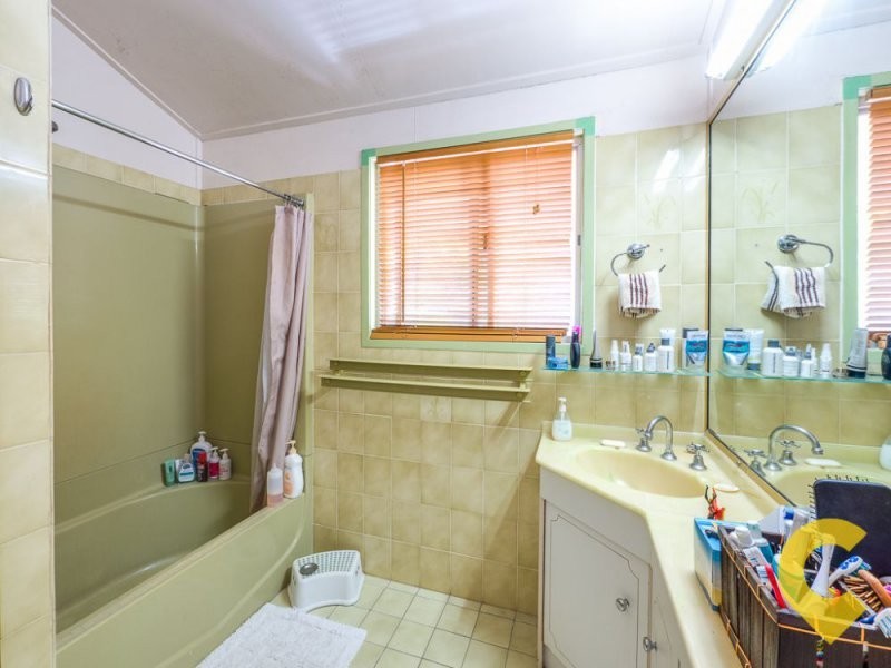 38 Clifford Street, Stafford QLD 4053