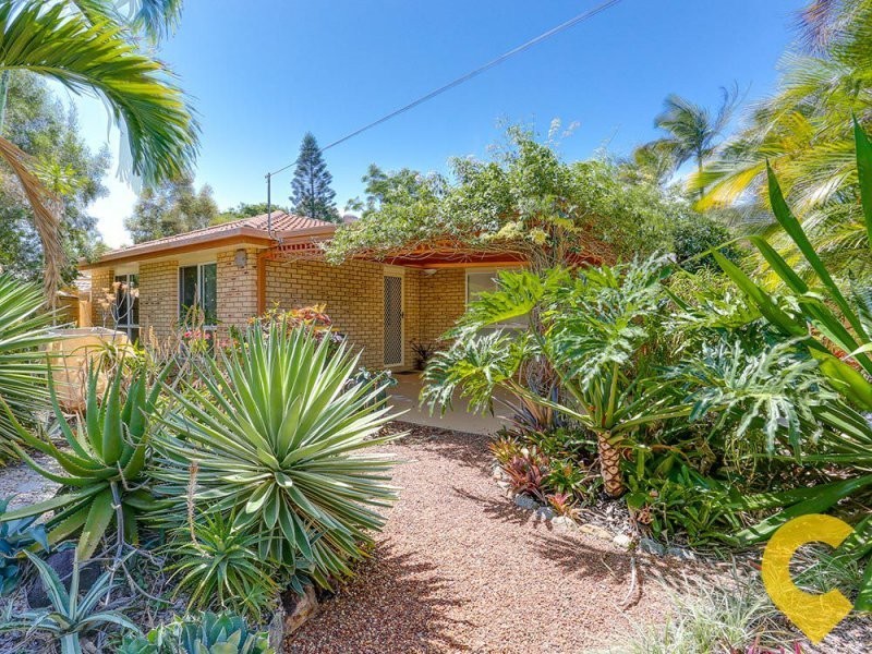 25 Range Avenue, Brighton QLD 4017