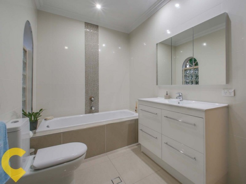 17a Kinmond Street, Wavell Heights QLD 4012