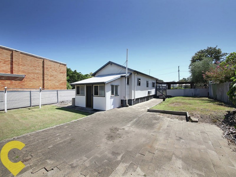 18 Barclay Street, Deagon QLD 4017