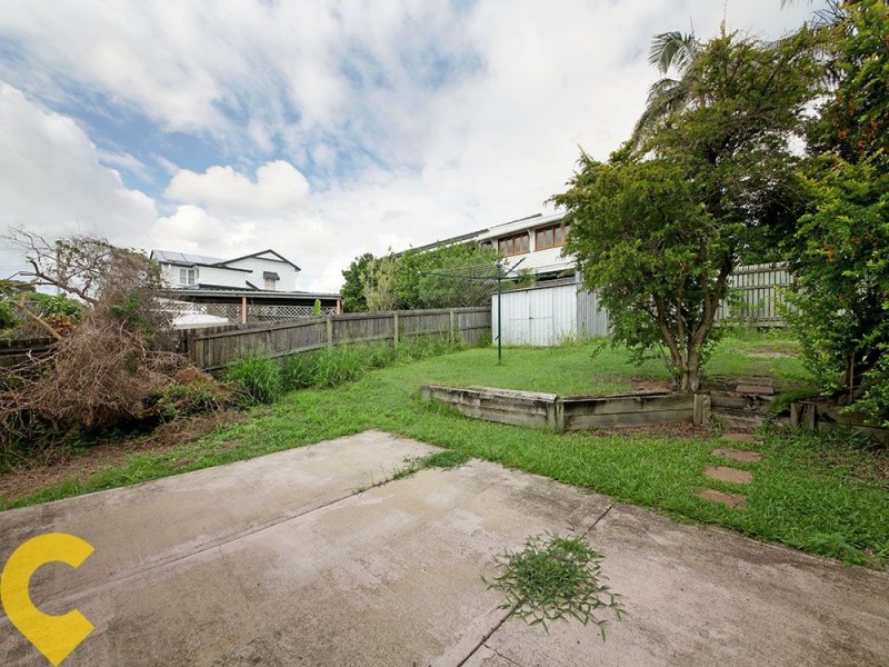 85 Southerden Street, Sandgate QLD 4017