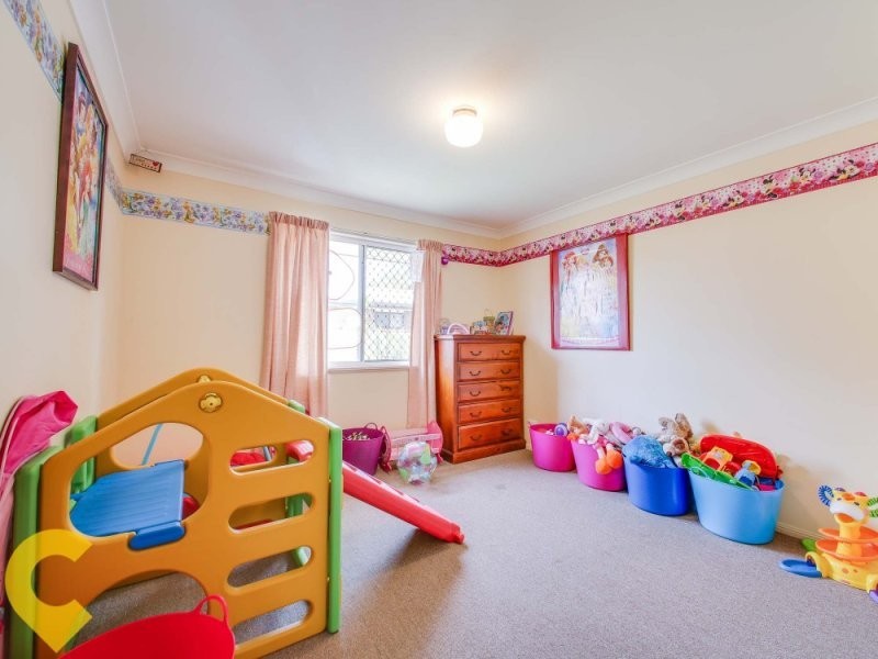 8 Neil Street, Caboolture QLD 4510