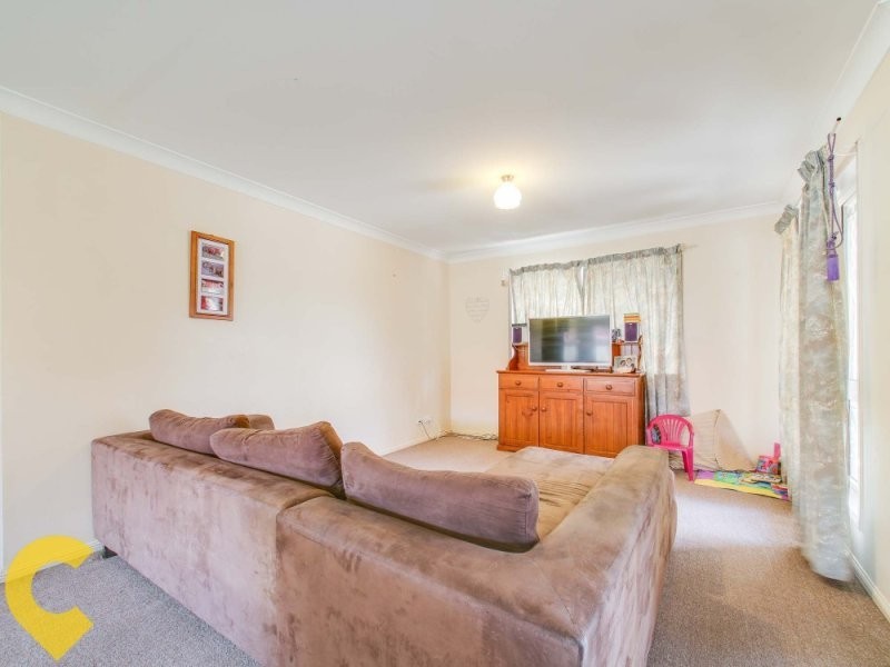 8 Neil Street, Caboolture QLD 4510