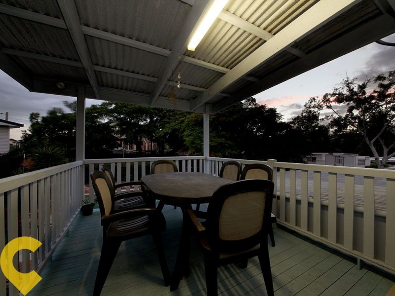 16 Twentieth Avenue, Brighton QLD 4017