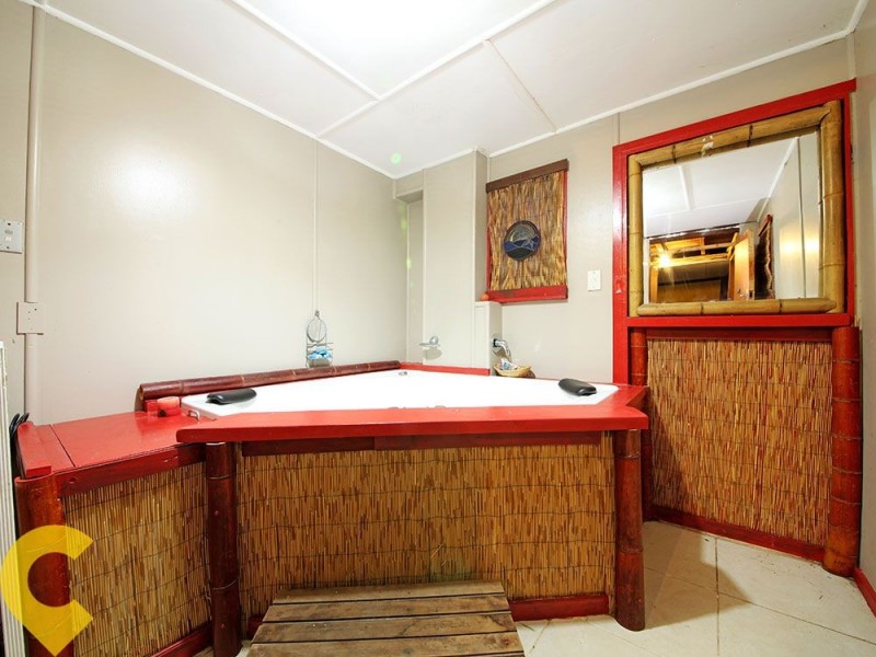 16 Twentieth Avenue, Brighton QLD 4017