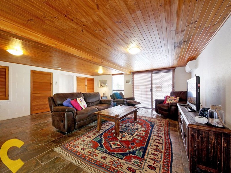 37 Blackwood Road, Deagon QLD 4017