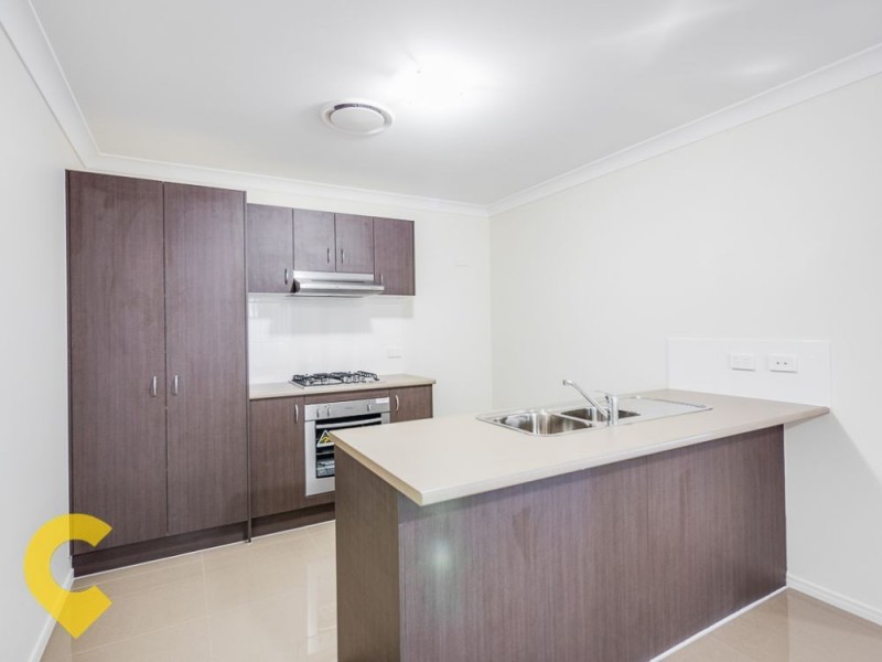 27 Blue Mountains Crescent, Fitzgibbon QLD 4018