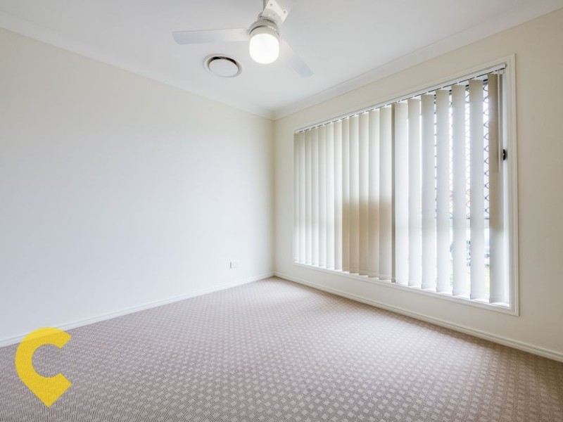 27 Blue Mountains Crescent, Fitzgibbon QLD 4018