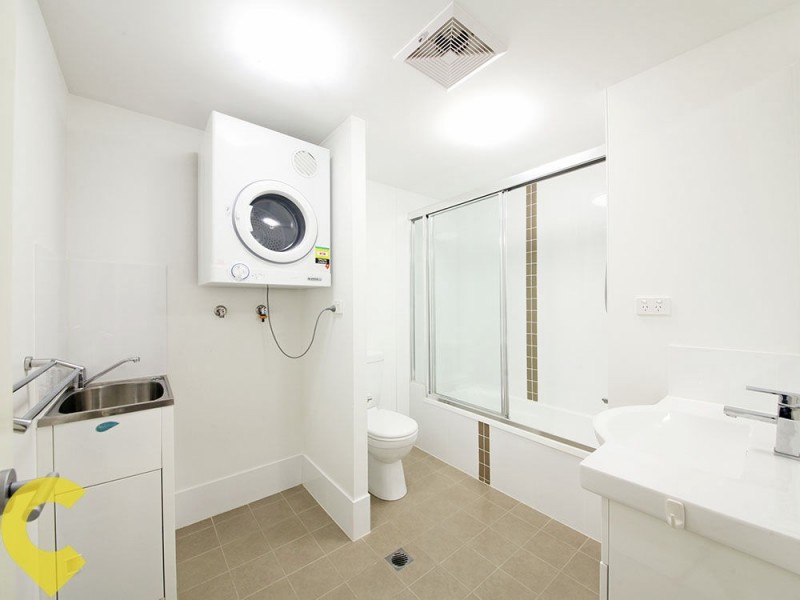 2/14 Battersby Street, Zillmere QLD 4034