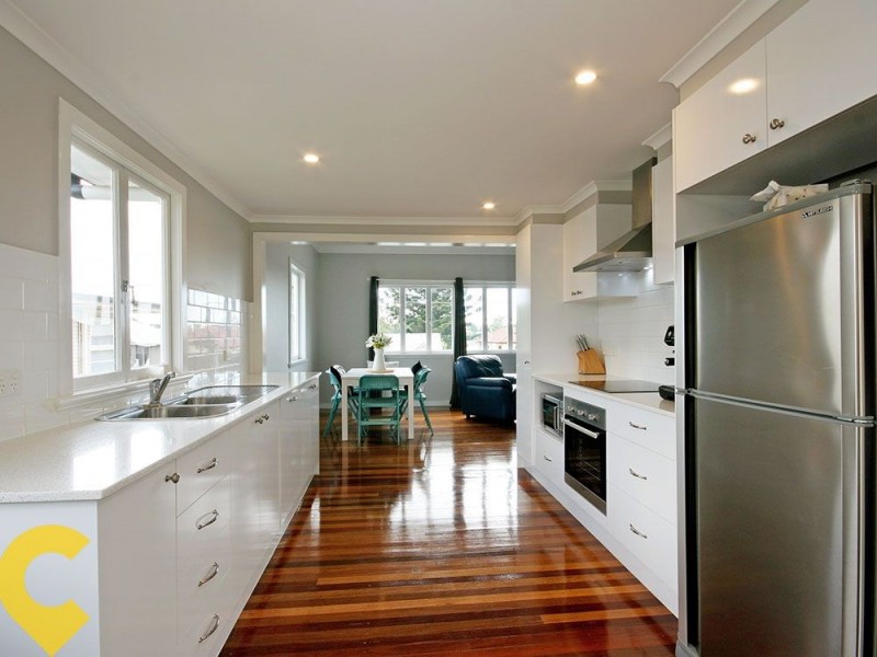 208 Hamilton Road, Wavell Heights QLD 4012