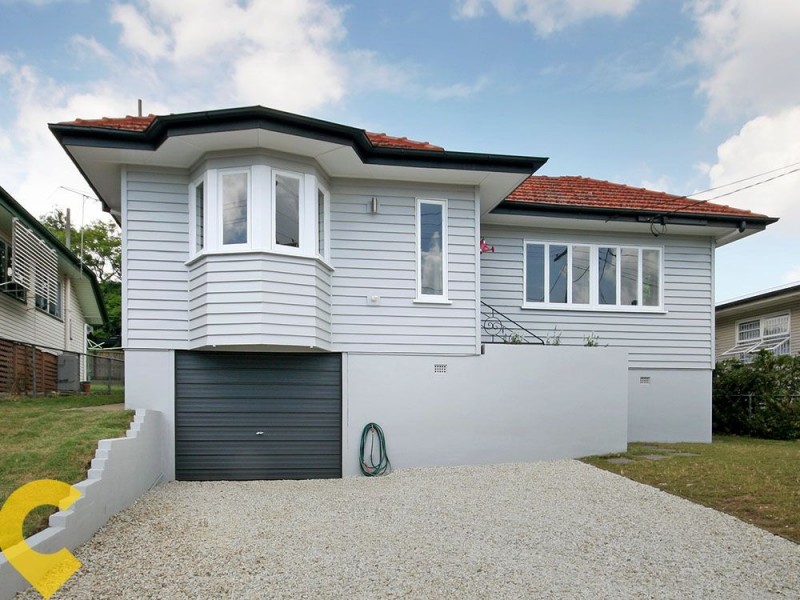 208 Hamilton Road, Wavell Heights QLD 4012