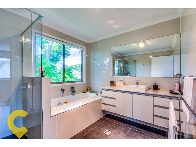 9A Heston Street, Stafford Heights QLD 4053