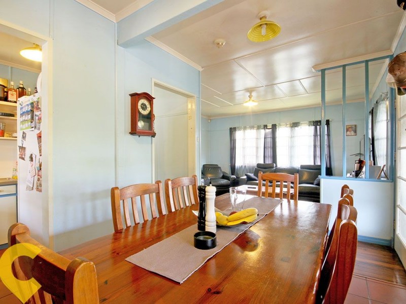 220 Hamilton Road, Wavell Heights QLD 4012