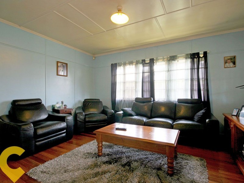 220 Hamilton Road, Wavell Heights QLD 4012