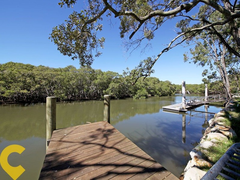 17 Central Avenue, Deagon QLD 4017