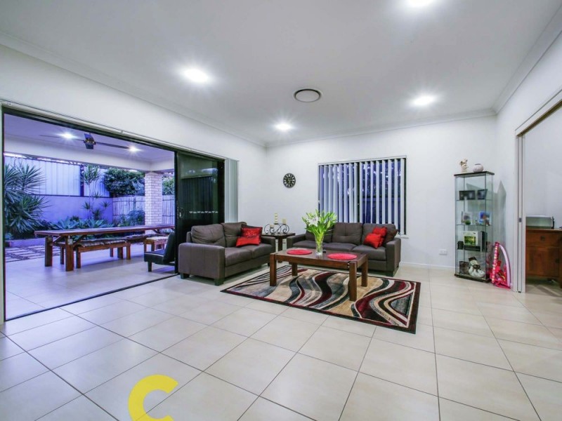 53 Parkway Crescent, Murrumba Downs QLD 4503