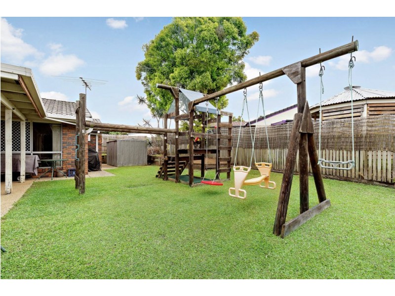 23 Bracken Street, Bracken Ridge QLD 4017