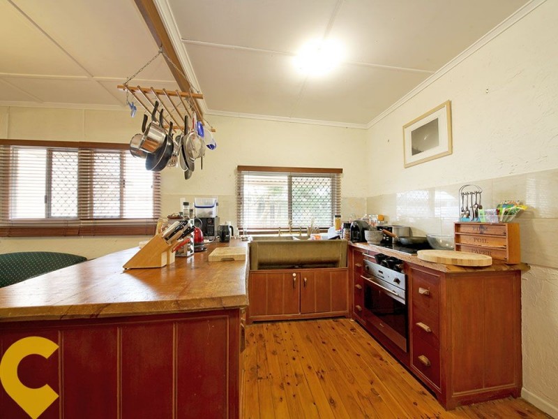 19 Eleventh Avenue, Brighton QLD 4017