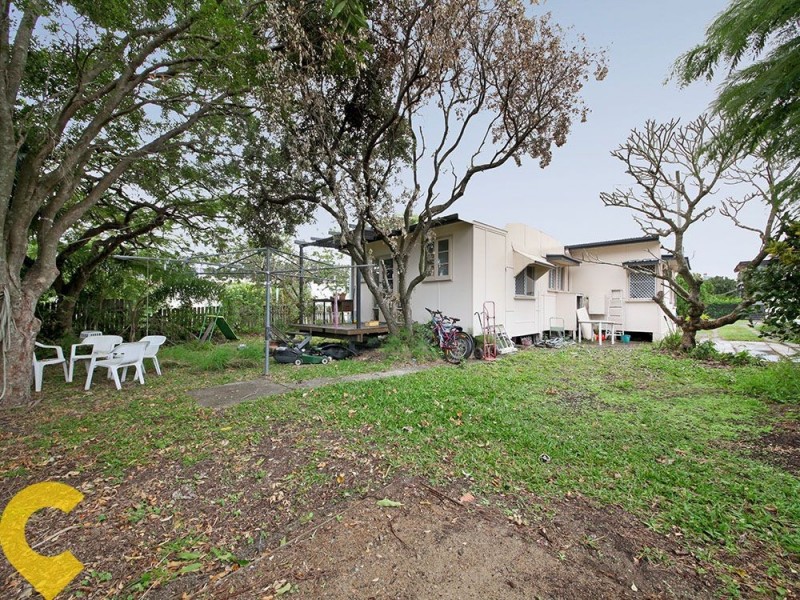 19 Eleventh Avenue, Brighton QLD 4017