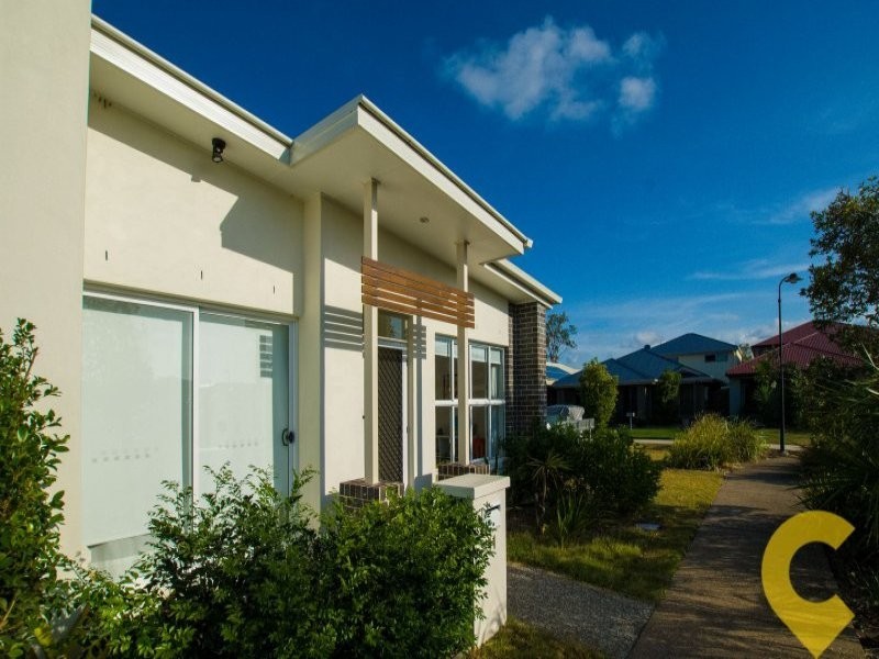 11 Daintree Park Way, Fitzgibbon QLD 4018
