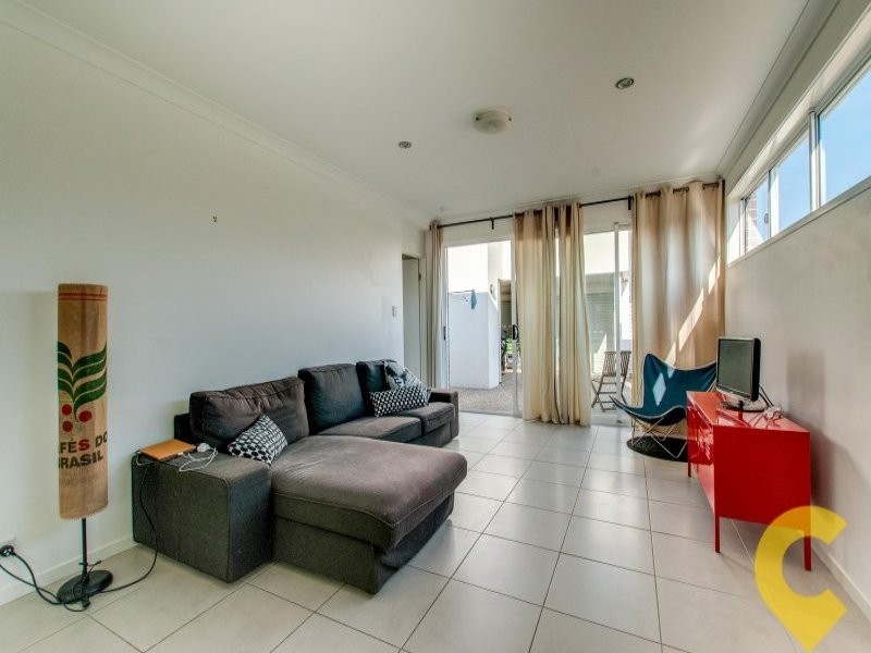 11 Daintree Park Way, Fitzgibbon QLD 4018