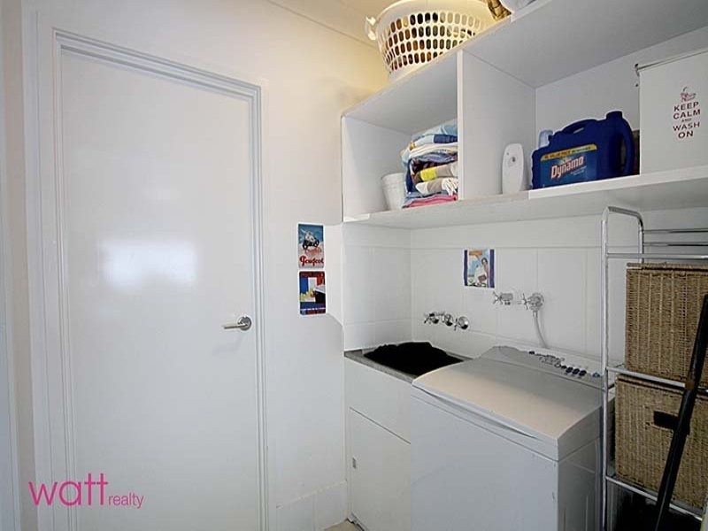 11 Daintree Park Way, Fitzgibbon QLD 4018