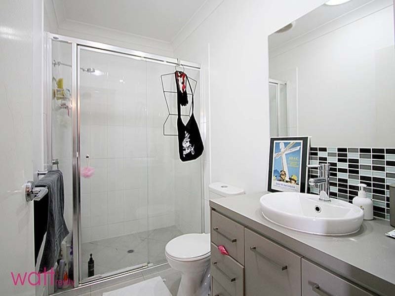 11 Daintree Park Way, Fitzgibbon QLD 4018