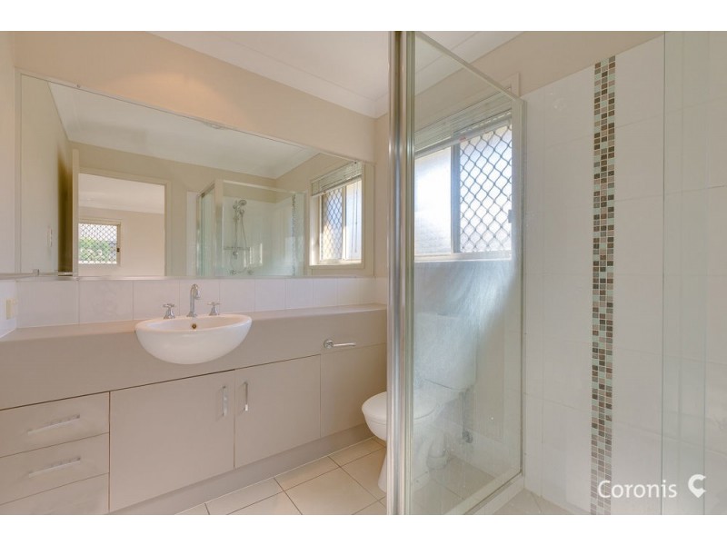 9 Freeman Place, Bracken Ridge QLD 4017