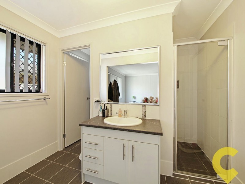 6 Ravenbourne Street, Fitzgibbon QLD 4018