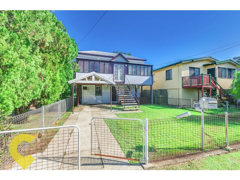 42 Raymond Street, Shorncliffe QLD 4017
