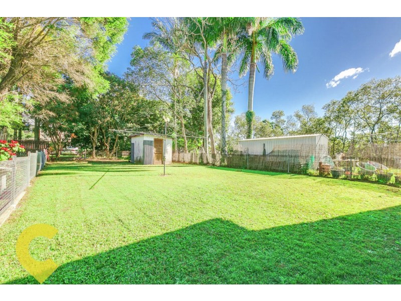 42 Raymond Street, Shorncliffe QLD 4017