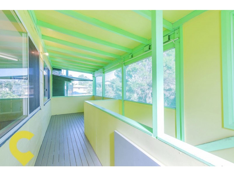 42 Raymond Street, Shorncliffe QLD 4017