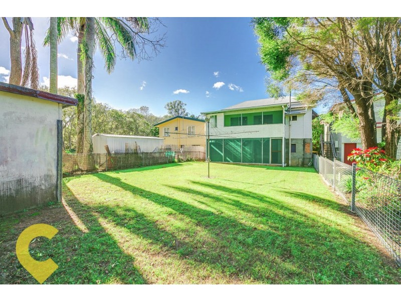 42 Raymond Street, Shorncliffe QLD 4017