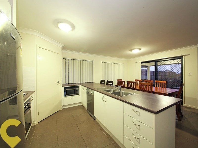 26 Duporth Crescent, Dakabin QLD 4503