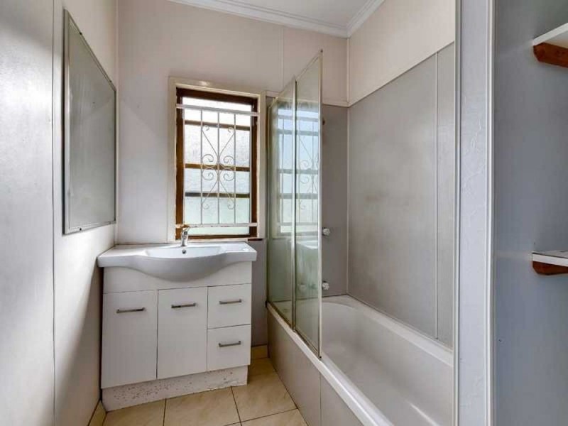 345 Rode Road, Wavell Heights QLD 4012