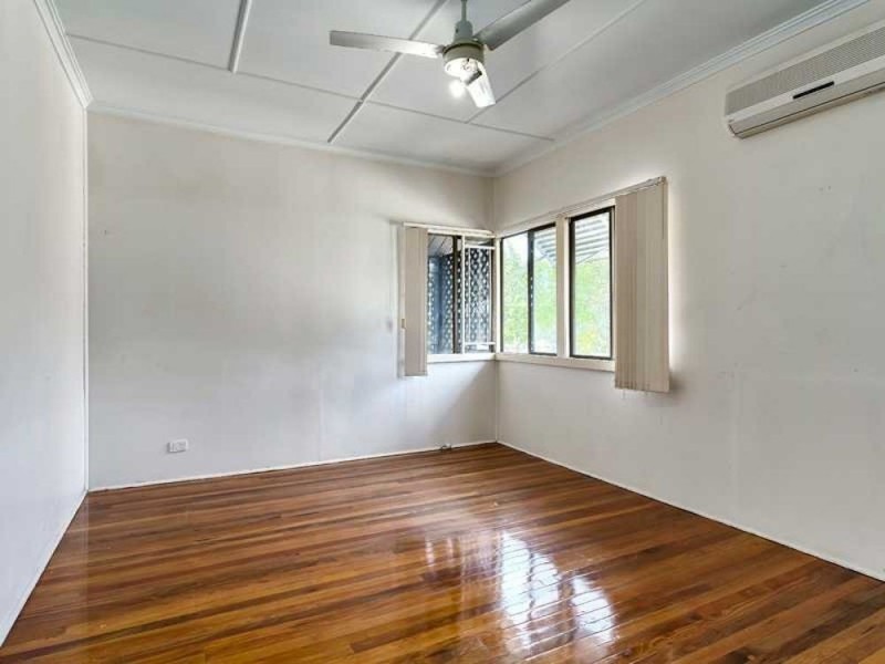 345 Rode Road, Wavell Heights QLD 4012