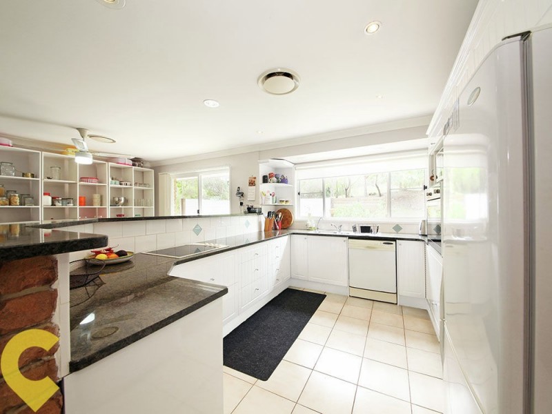 2 Kestrel Court, Warner QLD 4500