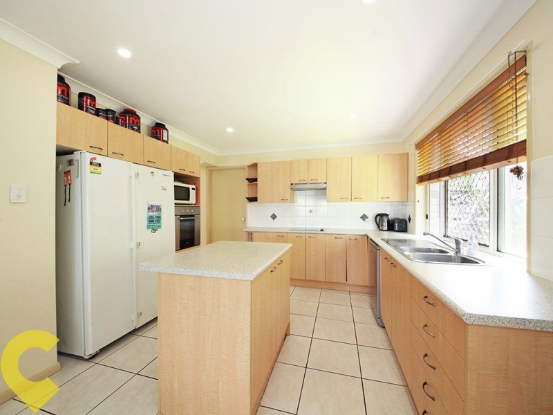 90 Barbour Road, Bracken Ridge QLD 4017