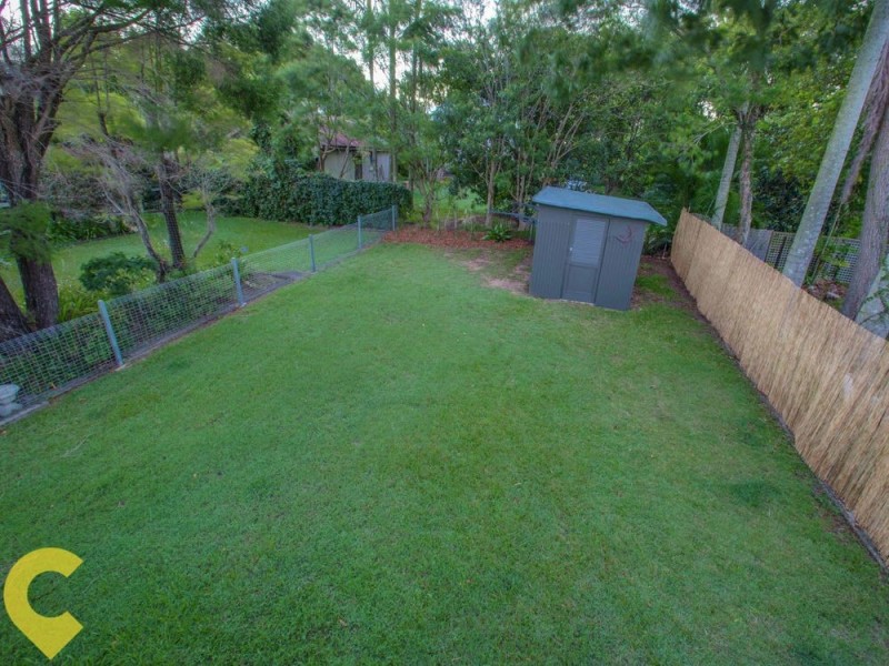42 Raymond Street, Shorncliffe QLD 4017
