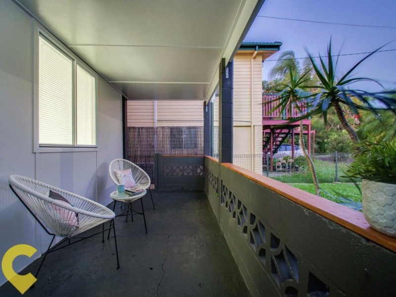 42 Raymond Street, Shorncliffe QLD 4017