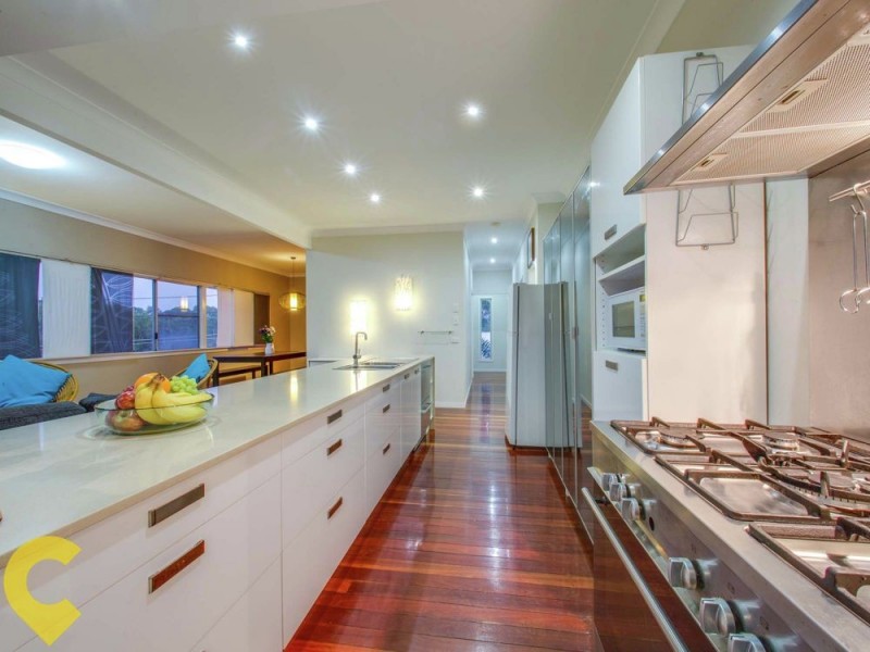 67 Southerden Street, Sandgate QLD 4017