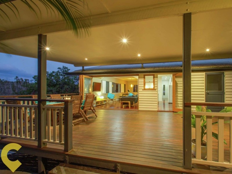 67 Southerden Street, Sandgate QLD 4017