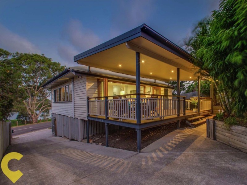 67 Southerden Street, Sandgate QLD 4017