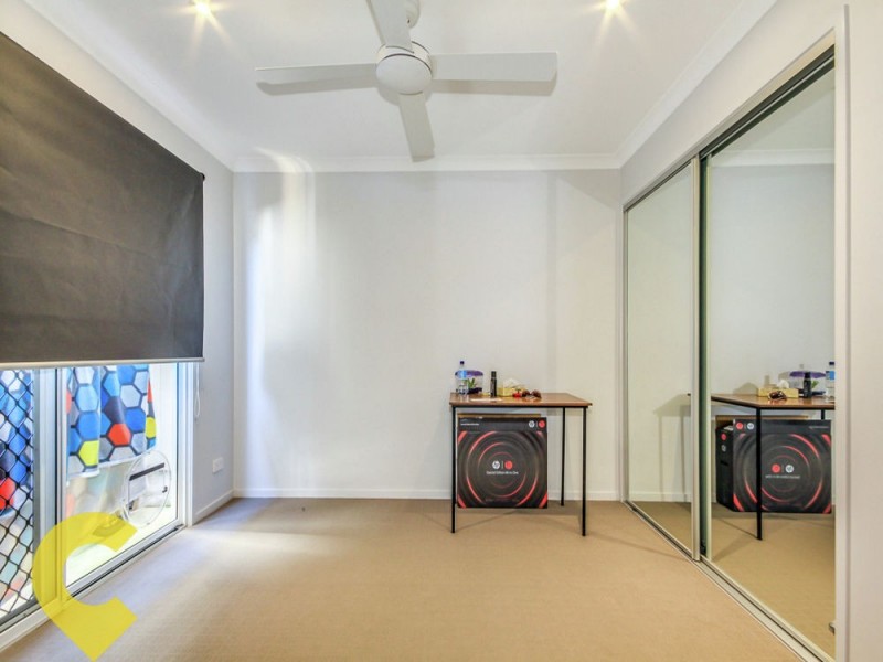 16 Jenolan Lane, Fitzgibbon QLD 4018