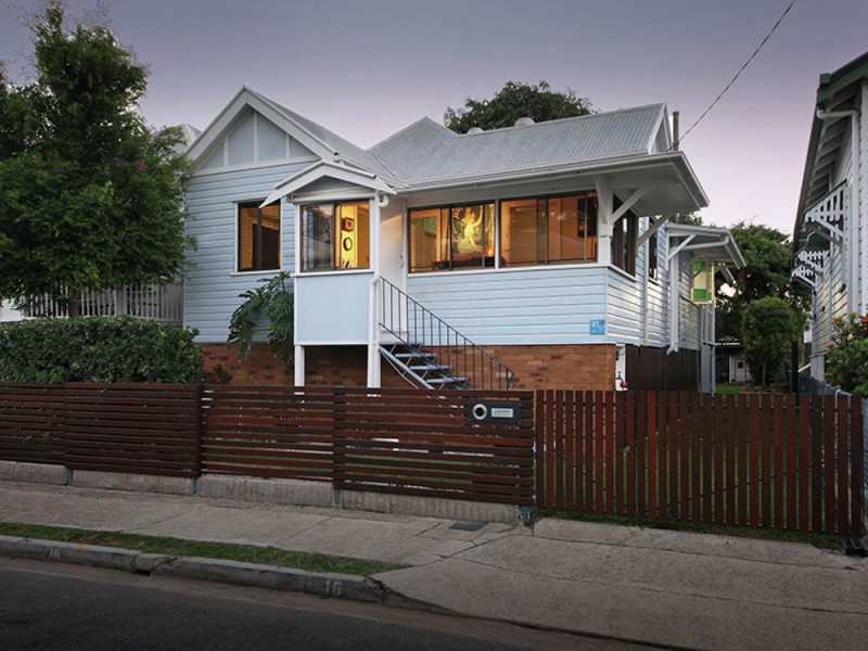 16 First Avenue, Sandgate QLD 4017