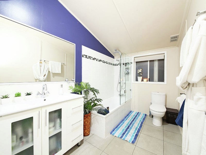 16 First Avenue, Sandgate QLD 4017