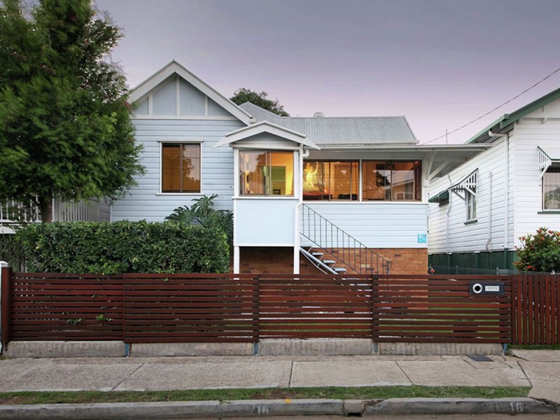 16 First Avenue, Sandgate QLD 4017